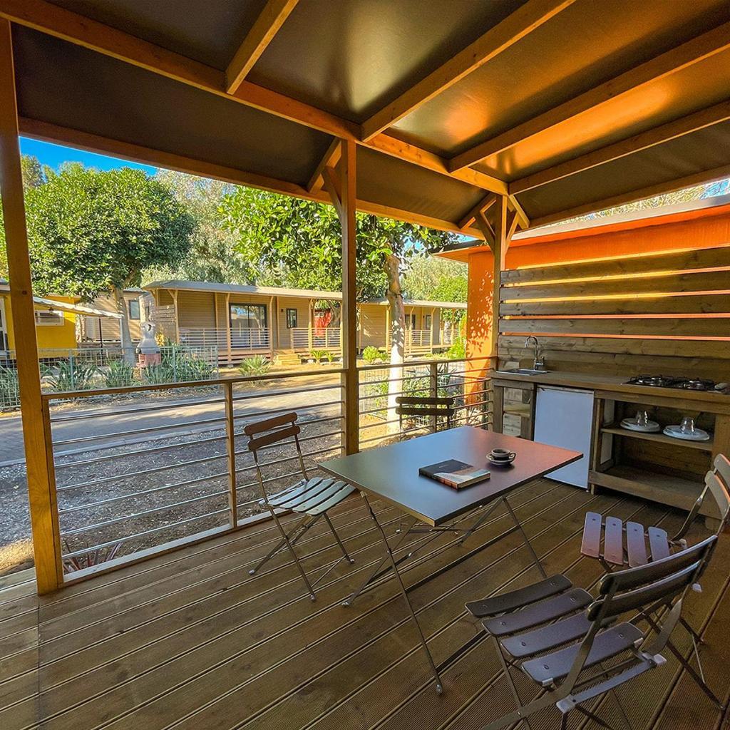 Il Pampaleone Glamping And Resort Acireale Exterior photo