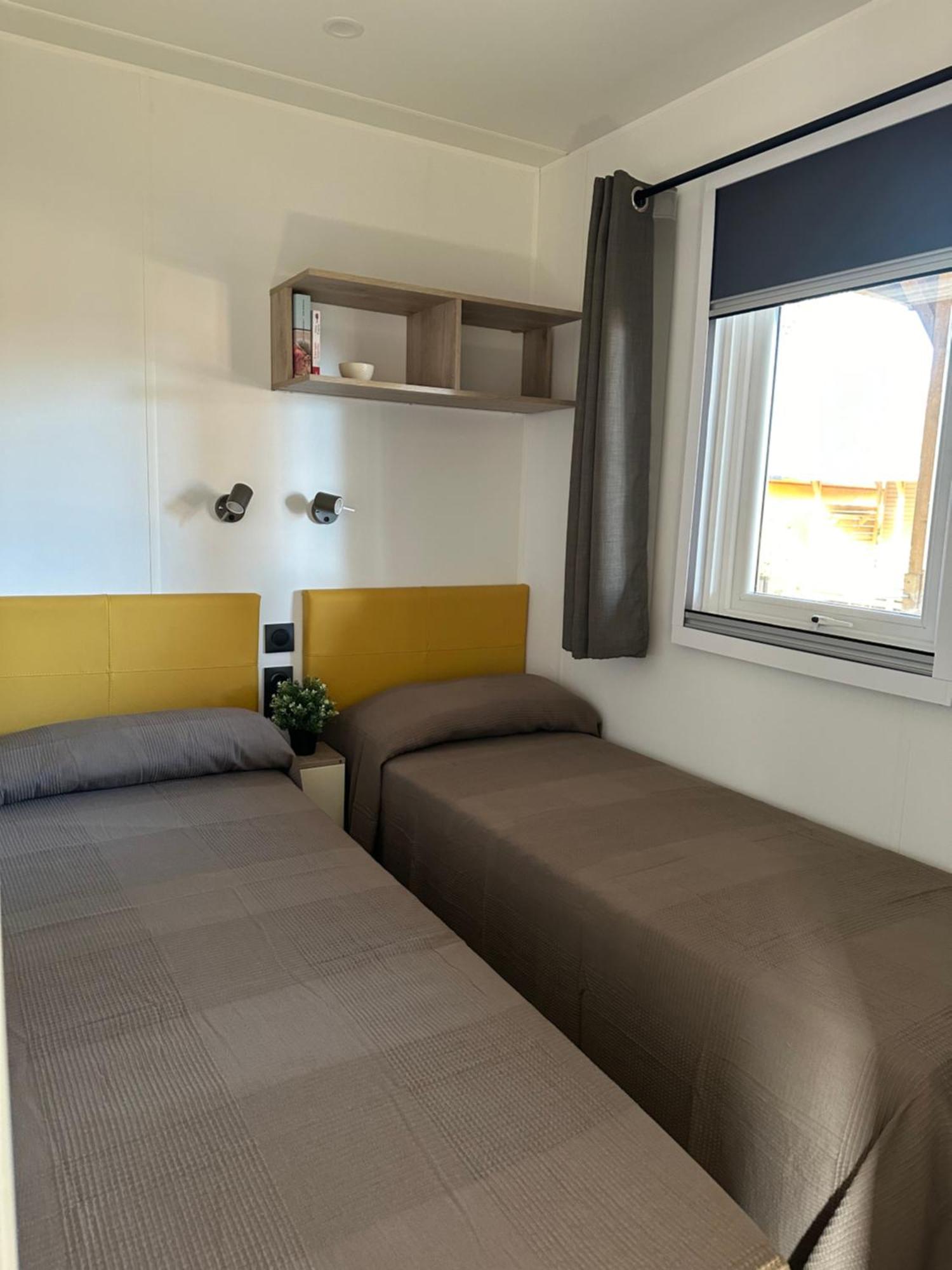 Il Pampaleone Glamping And Resort Acireale Room photo